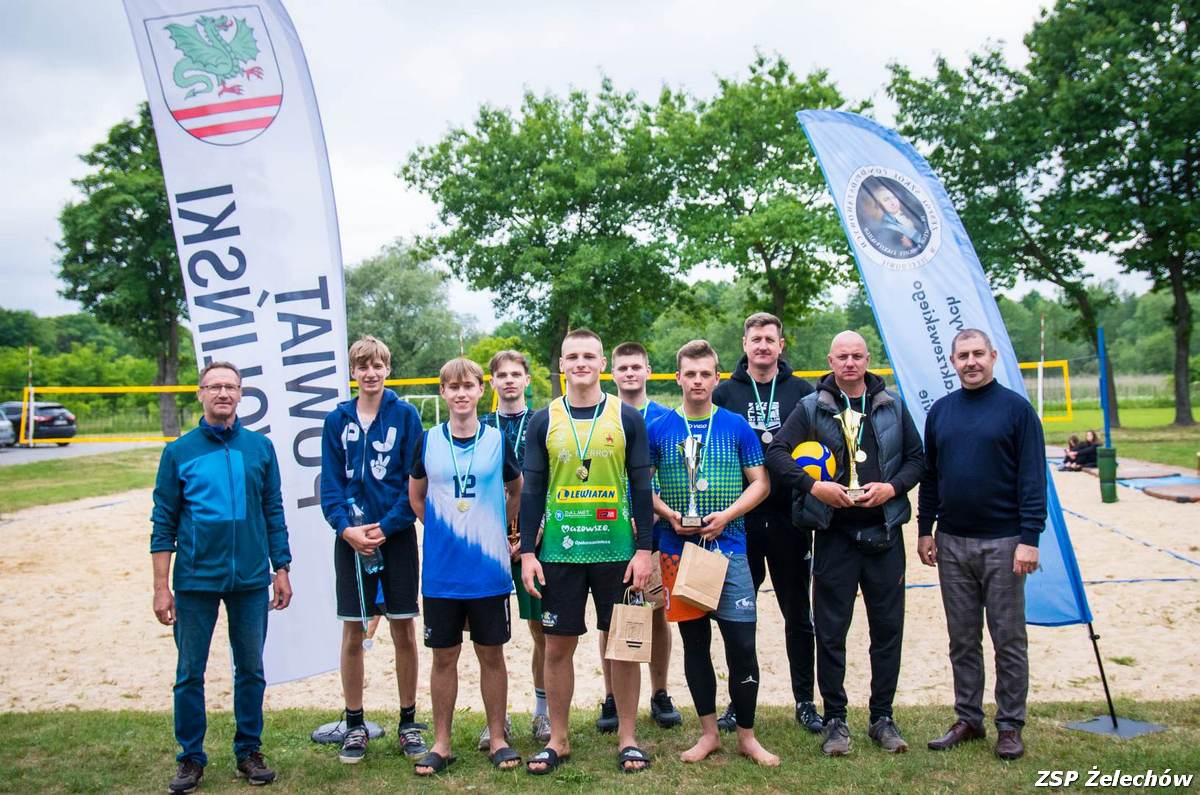 Mistrzostwa Powiatu w Siatkówce Plażowej - Chłopcy