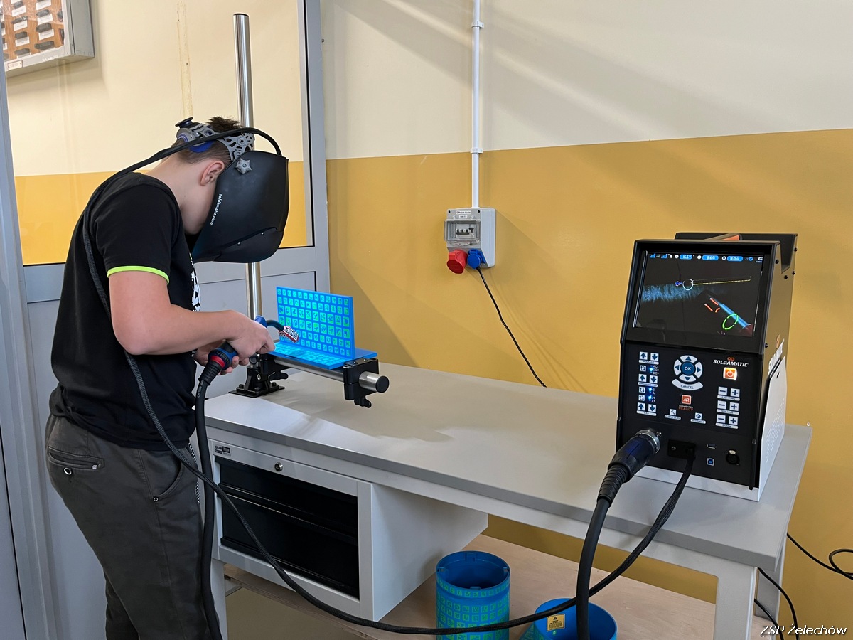 Symulator procesów spawania z ich wizualizacją 3D